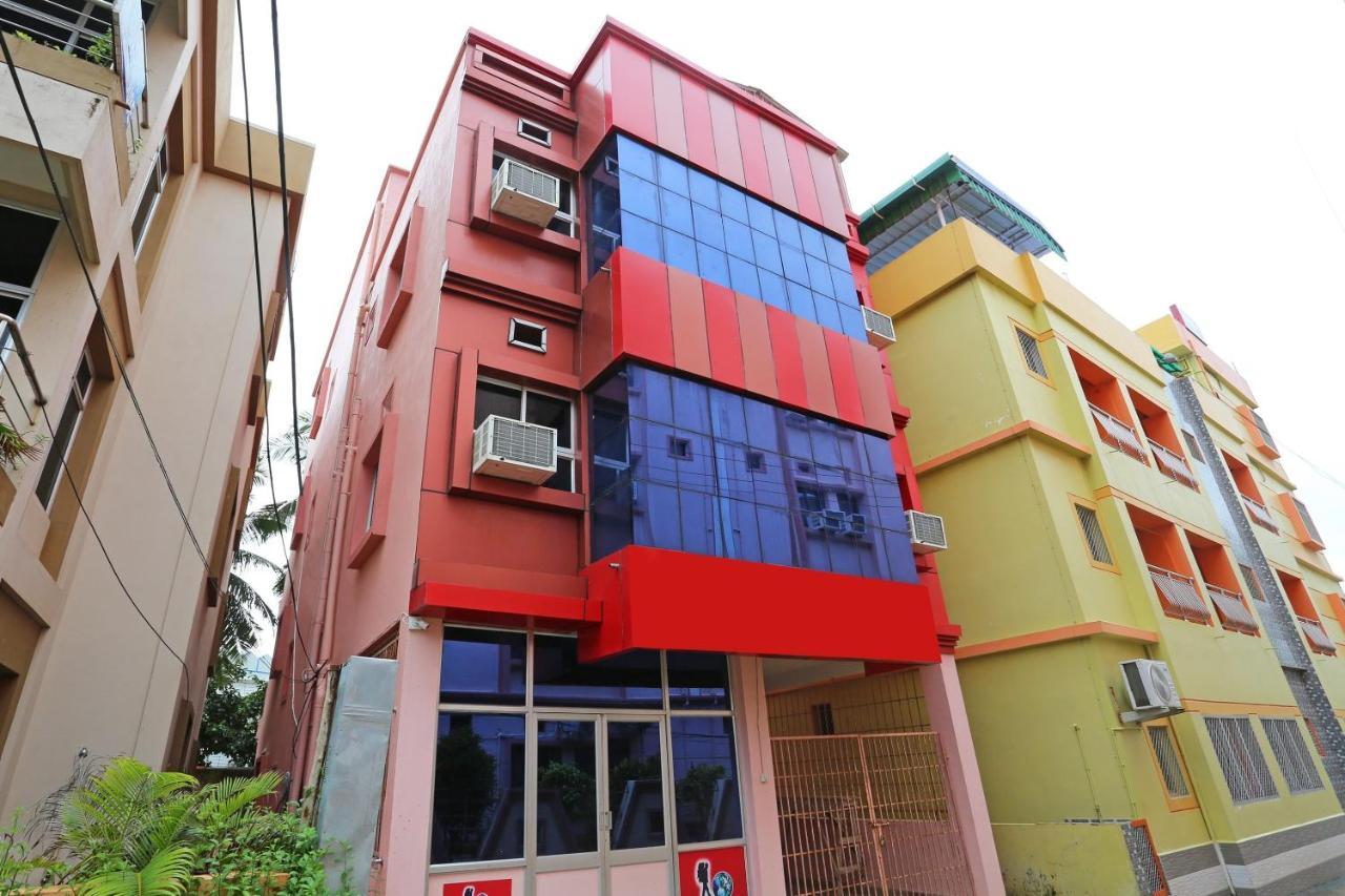 Oyo Hotel Balaram Palace Puri Exteriör bild