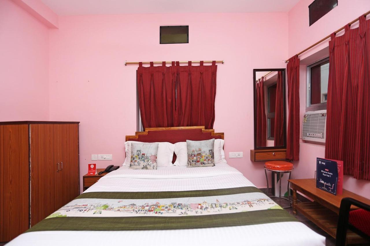 Oyo Hotel Balaram Palace Puri Exteriör bild